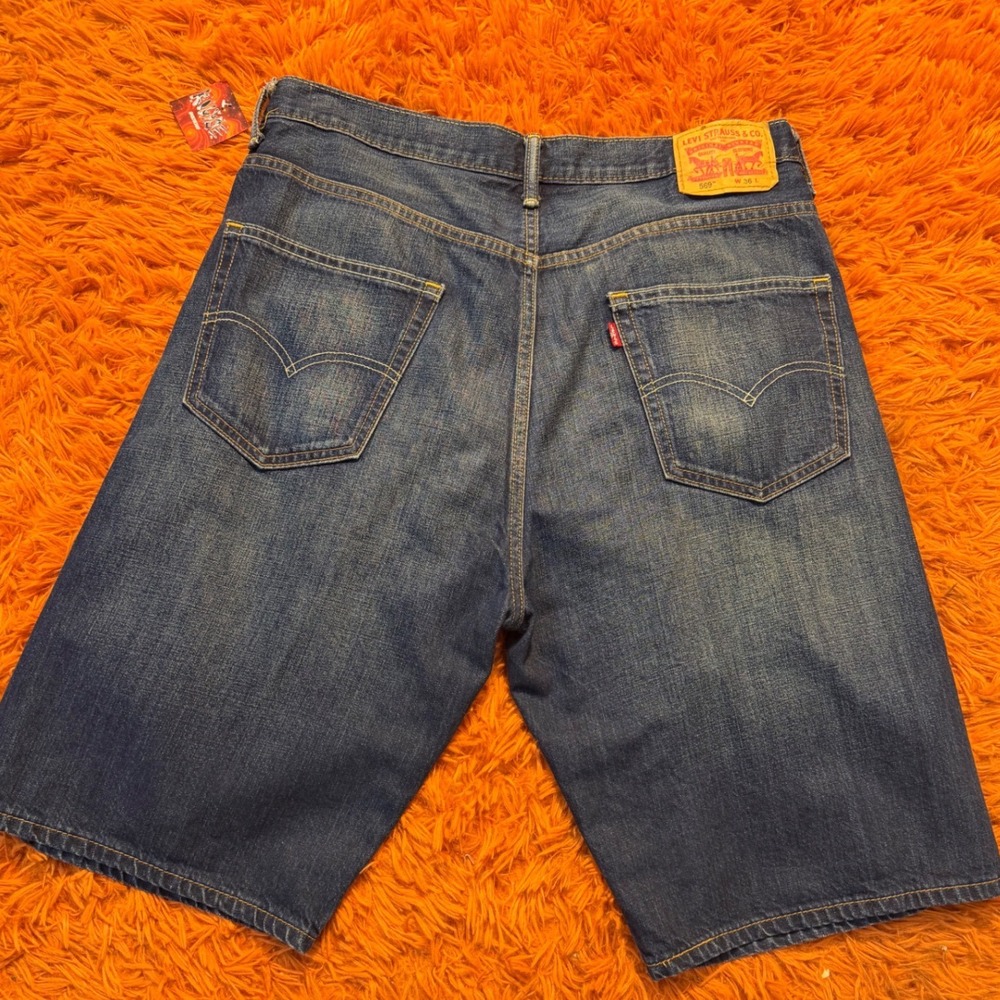 Levis 569 Loose Straight Denim Shorts Mens 36 Blue Medium Wash Jean Shorts